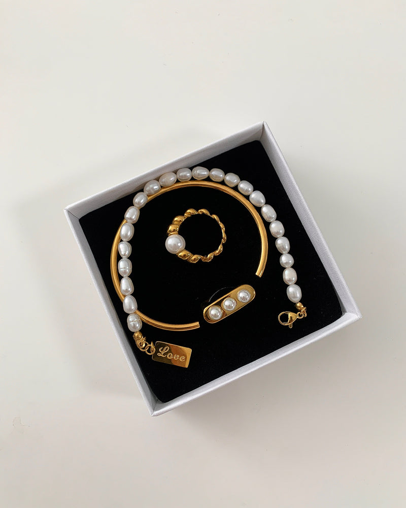 Ring Stella.