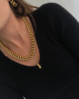 NECKLACE CUBAN.
