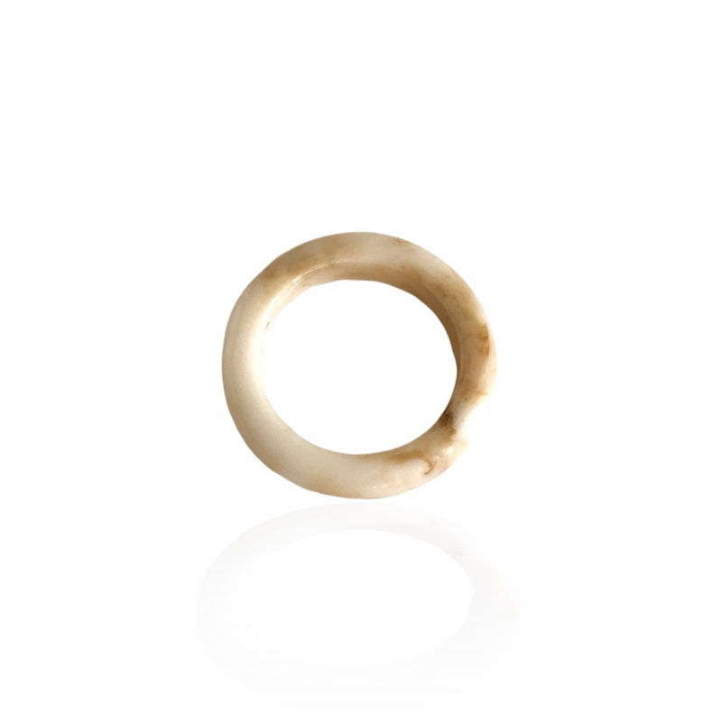 Ring BEACH.